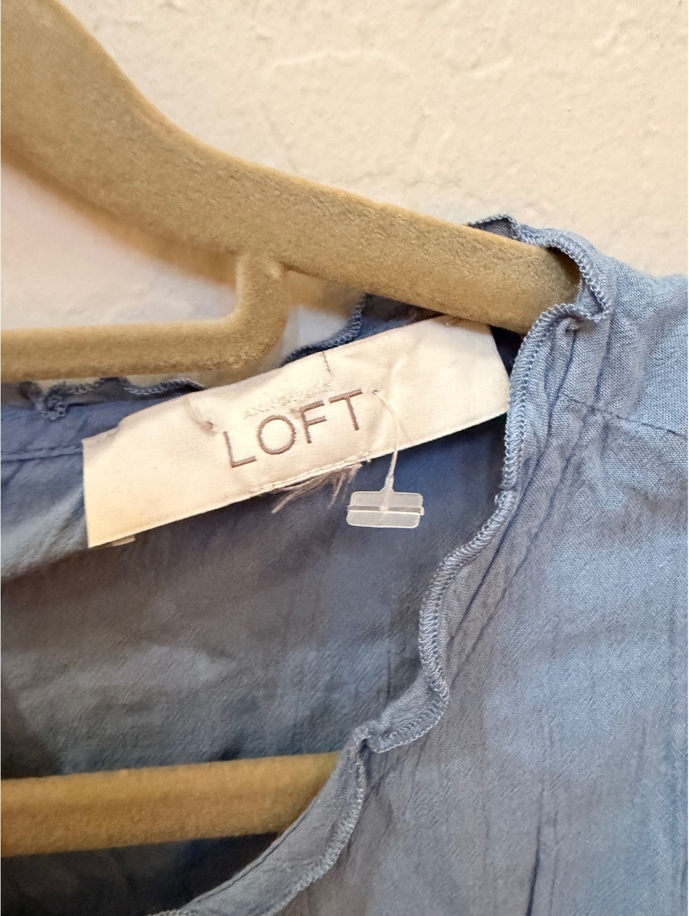 Loft Sleeveless Blouse - Picture 3 of 5